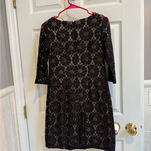 Elegant Black Lace Dress 4P